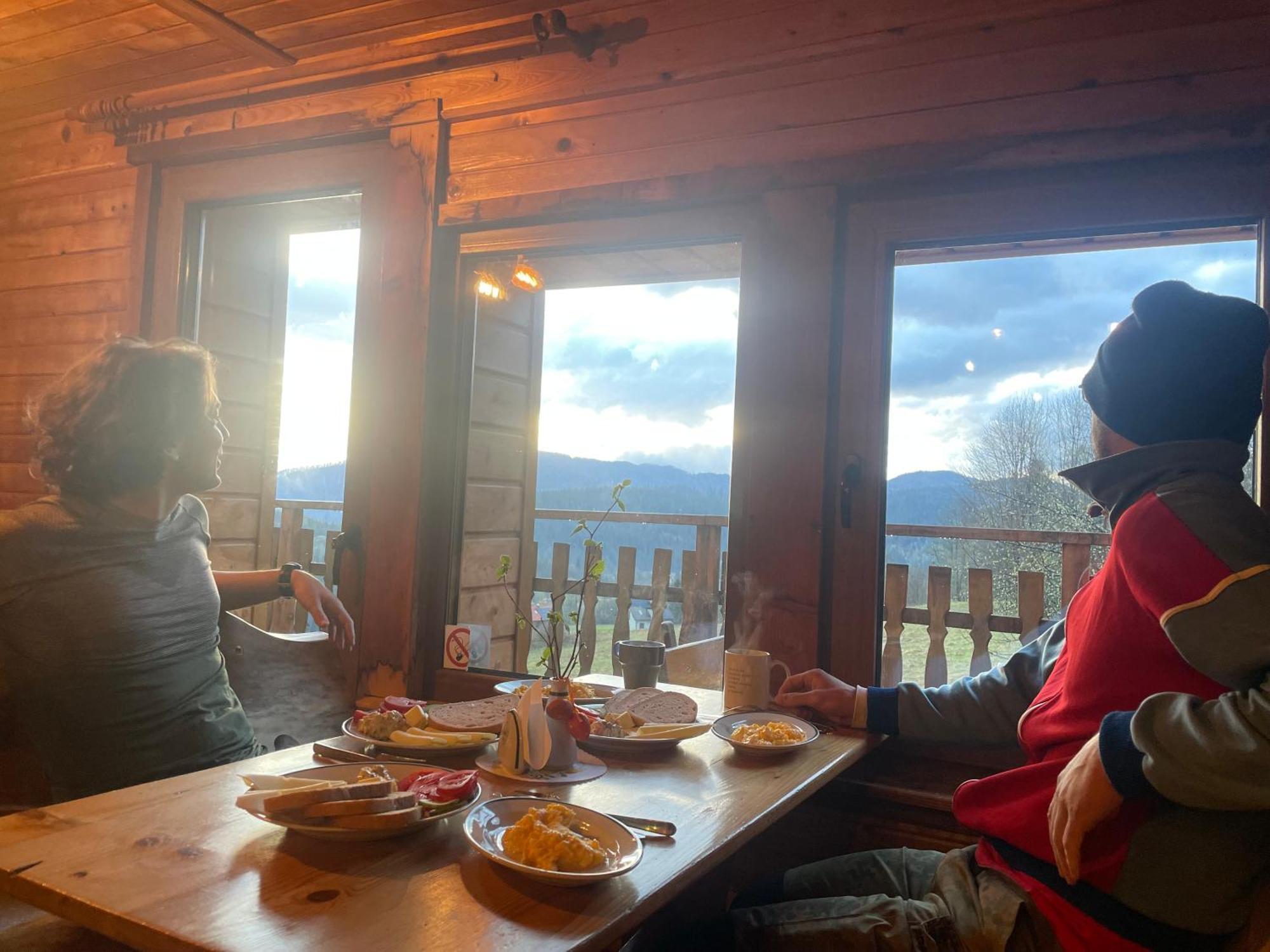 Bacowka Pttk Pod Honem - Schronisko Gorskie Hostel Cisna Kültér fotó