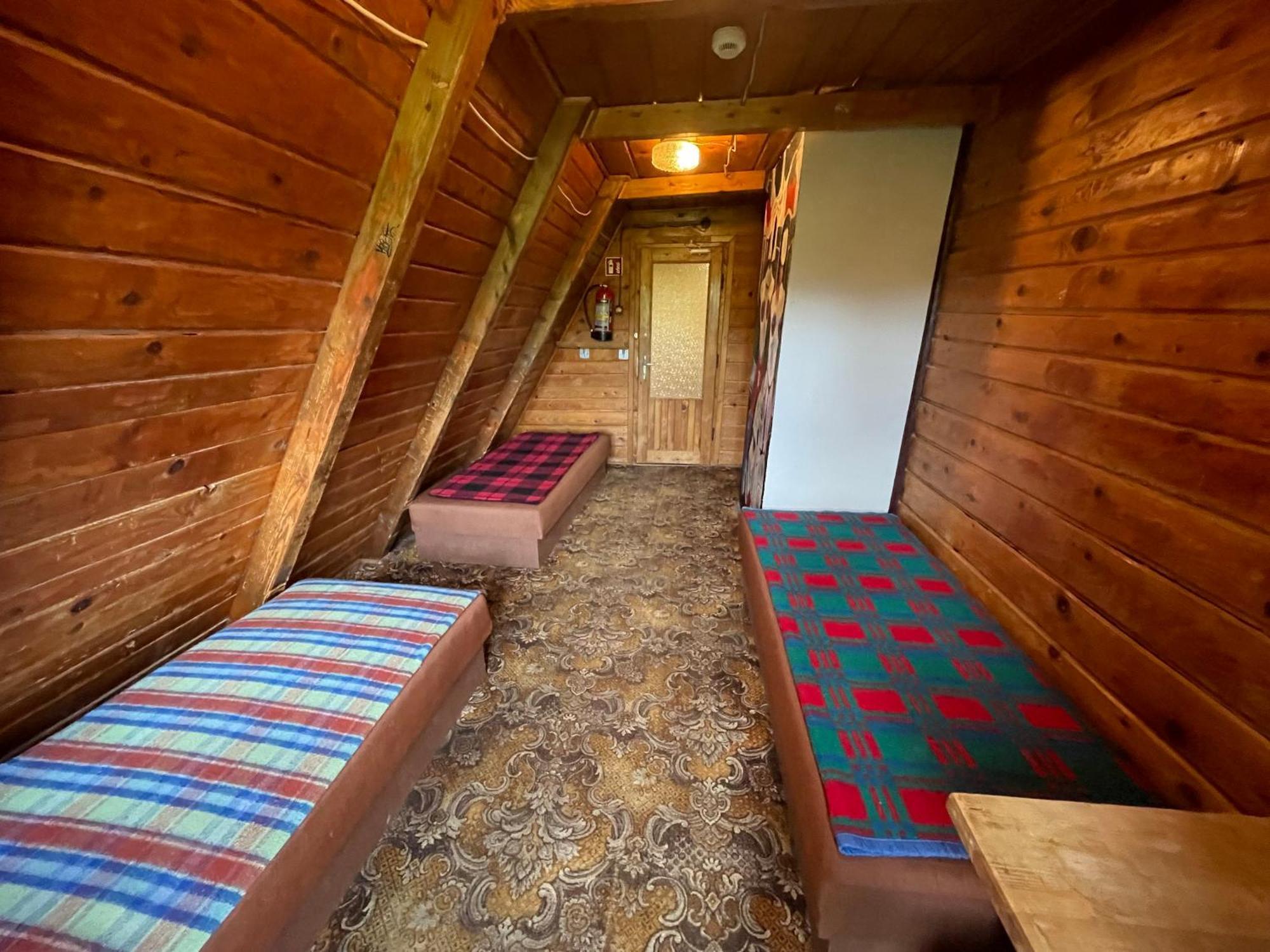 Bacowka Pttk Pod Honem - Schronisko Gorskie Hostel Cisna Kültér fotó